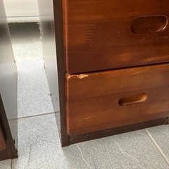収納棚の画像