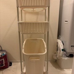 中古洗濯カゴ　脱衣所収納に最適の画像