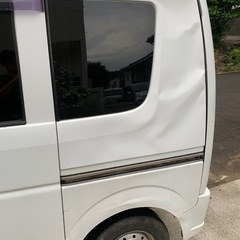 エブリィバン 車検R8.11 AT 左リアに凹みの画像