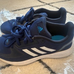 adidas キッズシューズ 20cmの画像
