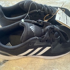 【新品タグ付き】adidas 21cmの画像