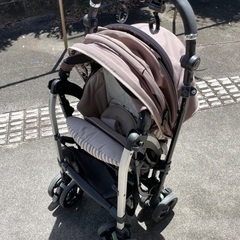 コンビ combi ベビーカーの画像