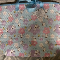 １　SNOOPY保冷バック 