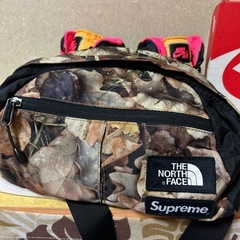 supreme ノースフェイスコラボショルダー