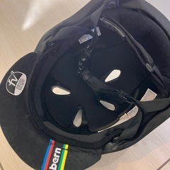 バーン　子供　ヘルメットの画像