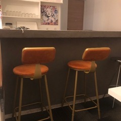 デザイン　カフェ　チェア