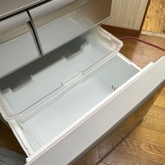 目玉商品!! 感謝の大特価!! 5ドア TOSHIBA 411L 2020年 GR-R41G(S) 棚板欠品ありの為激安販売!!の画像