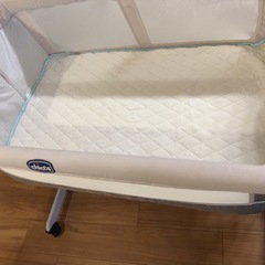 ベビーベッド