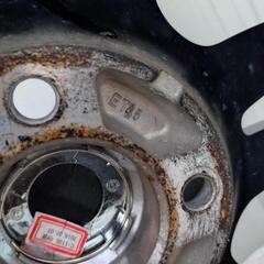 175/60R16 スタッドレスタイヤホイールセットの画像