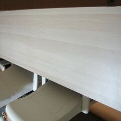 IKEA　椅子２脚　机　セットの画像