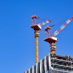 【学歴・経験不問／研修充実／街を支える仕事】☆建設現場の溶接スタッフ☆大型商業施設から学校・橋梁などの鉄をつなぐ仕事の画像