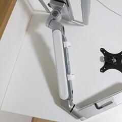 モニターアームパソコンスタンドの画像