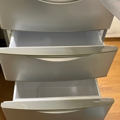 2021年製AQUAノンフロン冷凍冷蔵庫355L
の画像