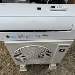🉐シャープ6-8畳2022年製(取付＋本体費も含む)
