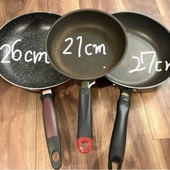 フライパンなど　4つまとめの画像