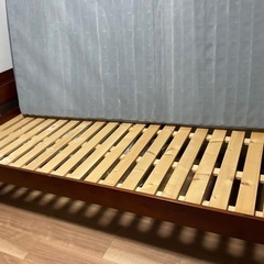 シングルベッドとマトレスの画像