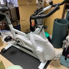 STEADY エアロバイク