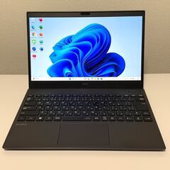 ★第10世代 Corei7★ 超軽量871g メモリ16GB N...