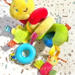 ベビー　ガラガラ　おもちゃ　いもむし　