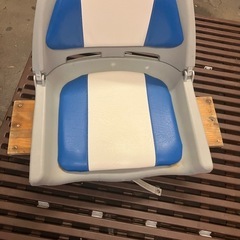 ボート用チェアーと延長ハンドル