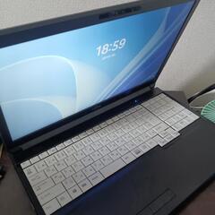 富士通　高年式高性能10世代i5　　4コア8スレッド　メモリ8G...
