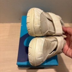 スクスクアシックス　上靴　の画像