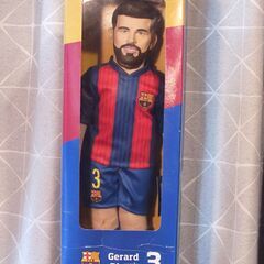 ジェラール・ピケ人形　全長46cm
