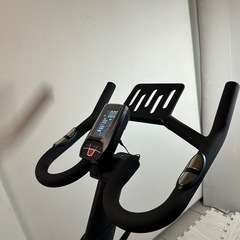 早い者勝ち【美品】STEADY スピンバイク 静音設計 エアロバイク 室内トレーニング の画像