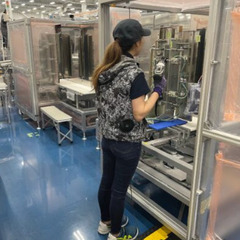 ▼正社員：工場内の電気工事作業員▼ キレイな工場で過ごしやすい環境◎冷暖房完備！ 毎日同じ工場に出勤で安心◎建設業には珍しい！うれしい９：００出社！の画像