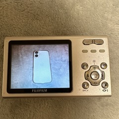 Fujifilm FinePix Z5 コンパクトデジタルカメラ　デジカメの画像