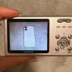 Fujifilm FinePix Z5 コンパクトデジタルカメラ　デジカメの画像