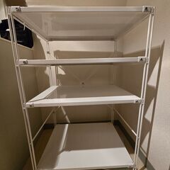 無印良品のスチール棚、ライトグレーの画像