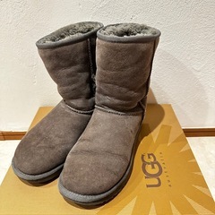 UGG アグ ムートンブーツ グレー