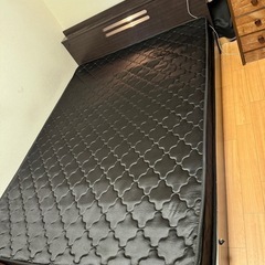 美品‼️ダブルマットレスのみの画像