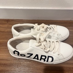 ReZARD スニーカー　38cm 白　の画像