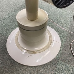 3段の扇風機　の画像