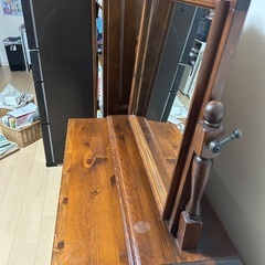 さらにさらに値下げ！元値15万円！あんどオマケでタンスもうワンセットつけます！家具のフジ　15万円のドレッサー　さらに値下げしました！の画像