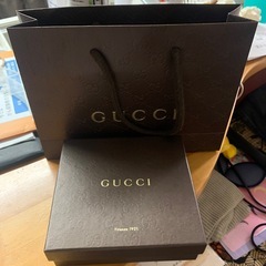 GUCCI2つ折り財布値下げの画像