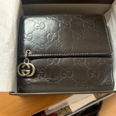 GUCCI2つ折り財布値下げの画像