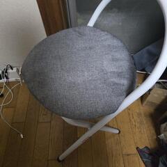 椅子の画像