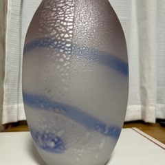 ガラス製品　置き物　　花瓶