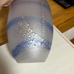 ガラス製品　置き物　　花瓶の画像