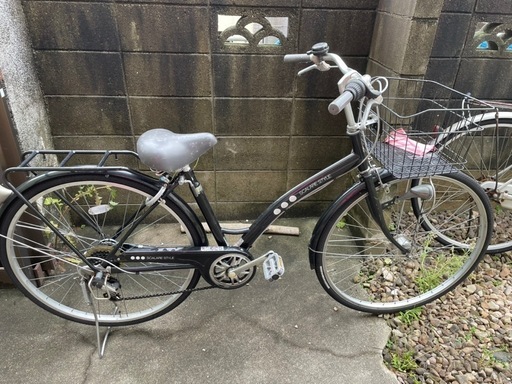 国内最安値！ 自転車 ギア6段付き (篠原朱音) 香里園のその他の中古あげます 自転車本体