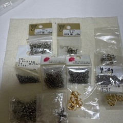 ピアス　ネックレス　を作る部品
