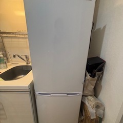 アイリス冷蔵庫162L