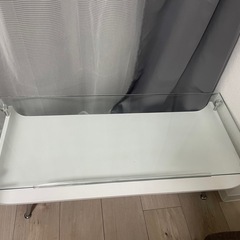 ガラスローテーブル(ホワイト)
の画像