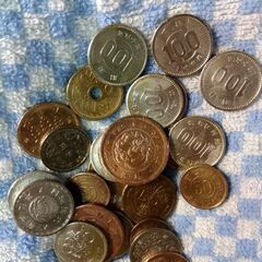 マニアさん必見！昔のお金(外国のも数枚あり)の画像
