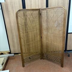 新品未使用品　藤　ラタン 藤 衝立 高さ1400mm×幅600mm×2枚折れ　　パーテーションの画像
