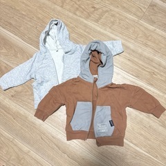 90サイズのパーカー　2枚セット