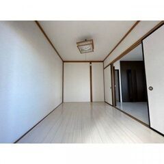 😍初期費用5万円のみ🔶フリーレント1ヶ月⭐️敷・礼ゼロ！🔶即入居可⭐️ネット使用料不要🔶上越線「井野」駅 徒歩5分⭐️駐車場1台税別1,000円（先着順）！🔶⭐️バストイレ別🔶🔷外国人不可🔷 - 賃貸（マンション/一戸建て）